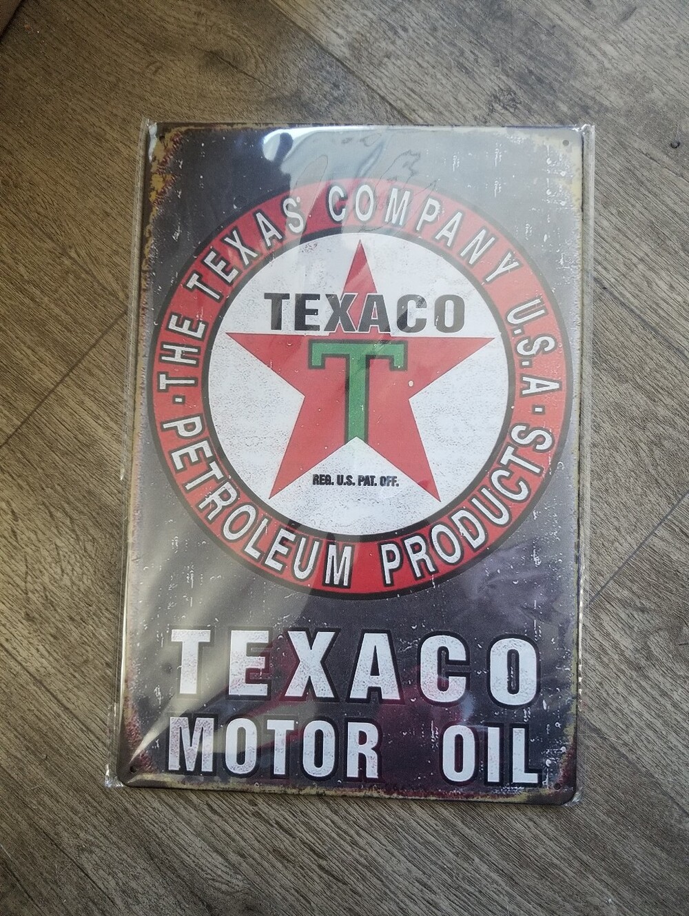Texaco Motor Oil Vintage Logo Metal Sign - Red, White, Green